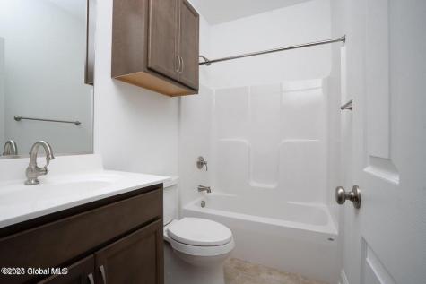 933 Ridge View Circle Castleton NY 12033