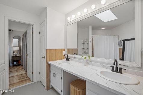 10 Norge Road Delmar NY 12054
