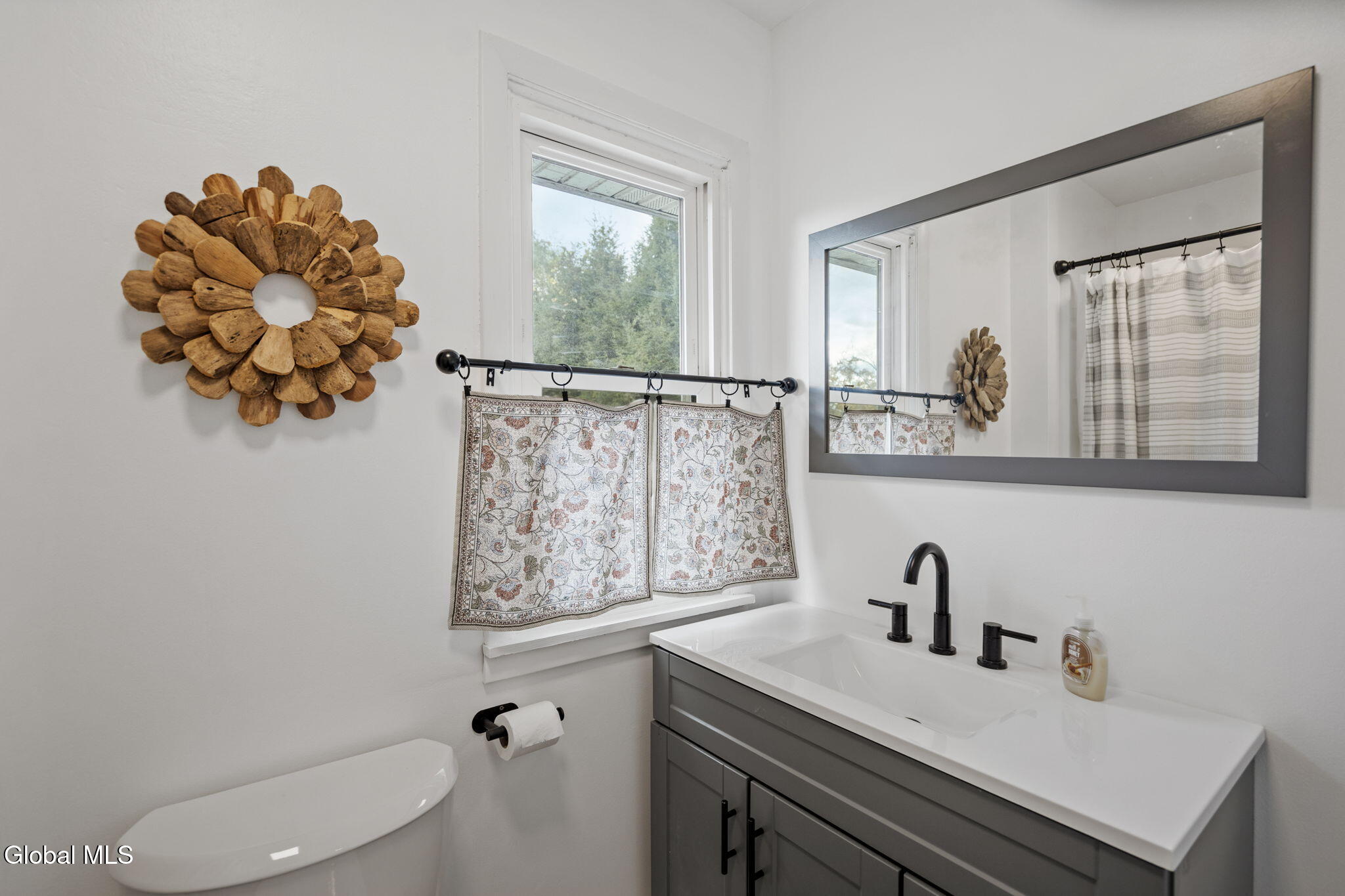 10 Norge Road Delmar NY 12054