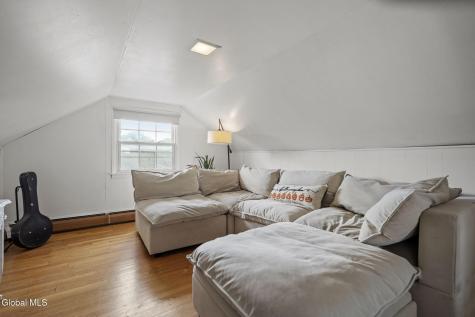 10 Norge Road Delmar NY 12054