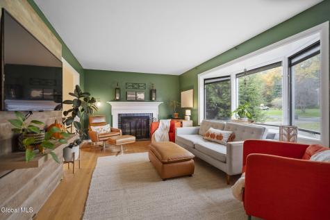 10 Norge Road Delmar NY 12054