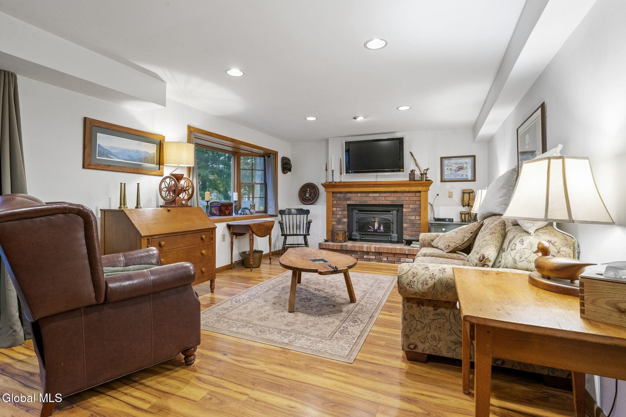 6 Arbor Dr / 591 Glen Street Glens Falls NY 12801