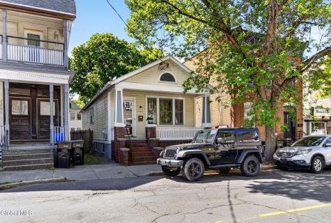 2203 15th Street Troy NY 12180