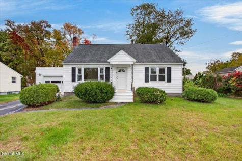 8 Alta Road Albany NY 12205