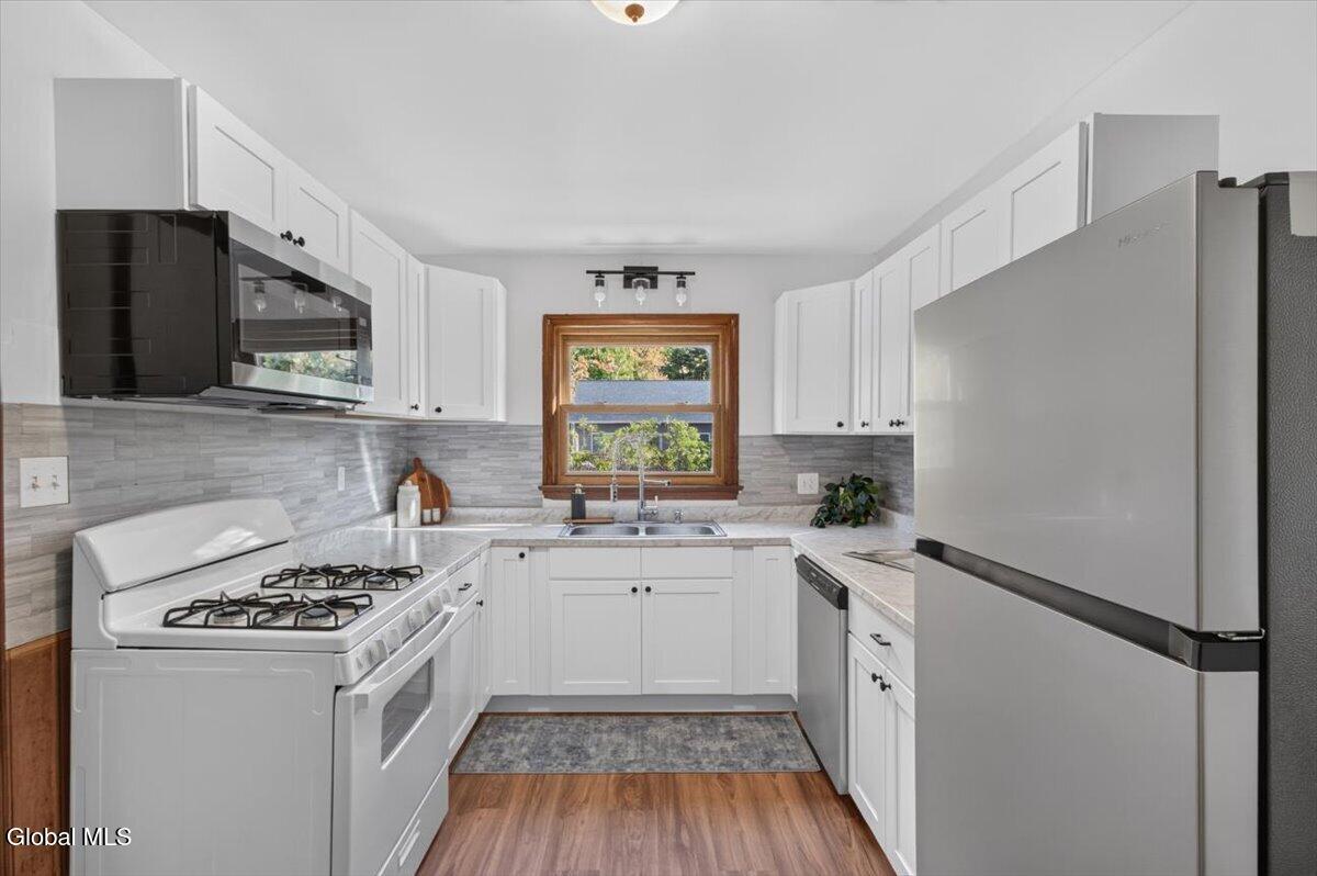 8 Alta Road Albany NY 12205