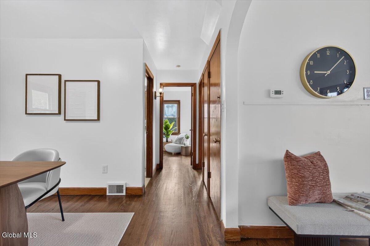 8 Alta Road Albany NY 12205
