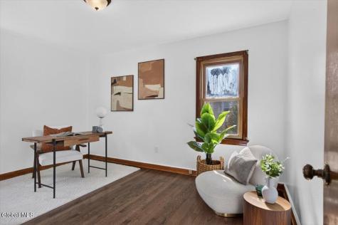 8 Alta Road Albany NY 12205