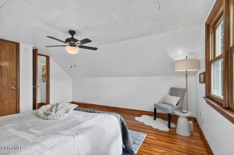 8 Alta Road Albany NY 12205