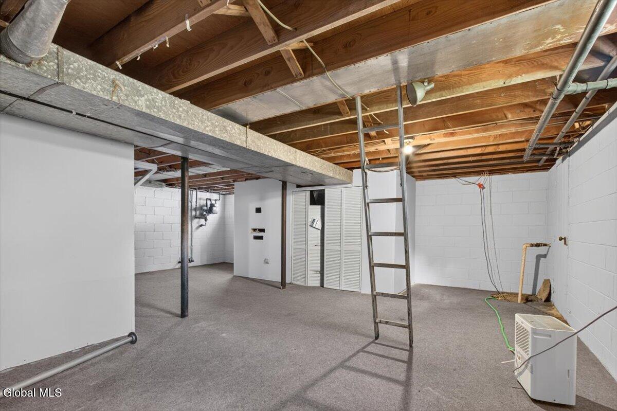 8 Alta Road Albany NY 12205