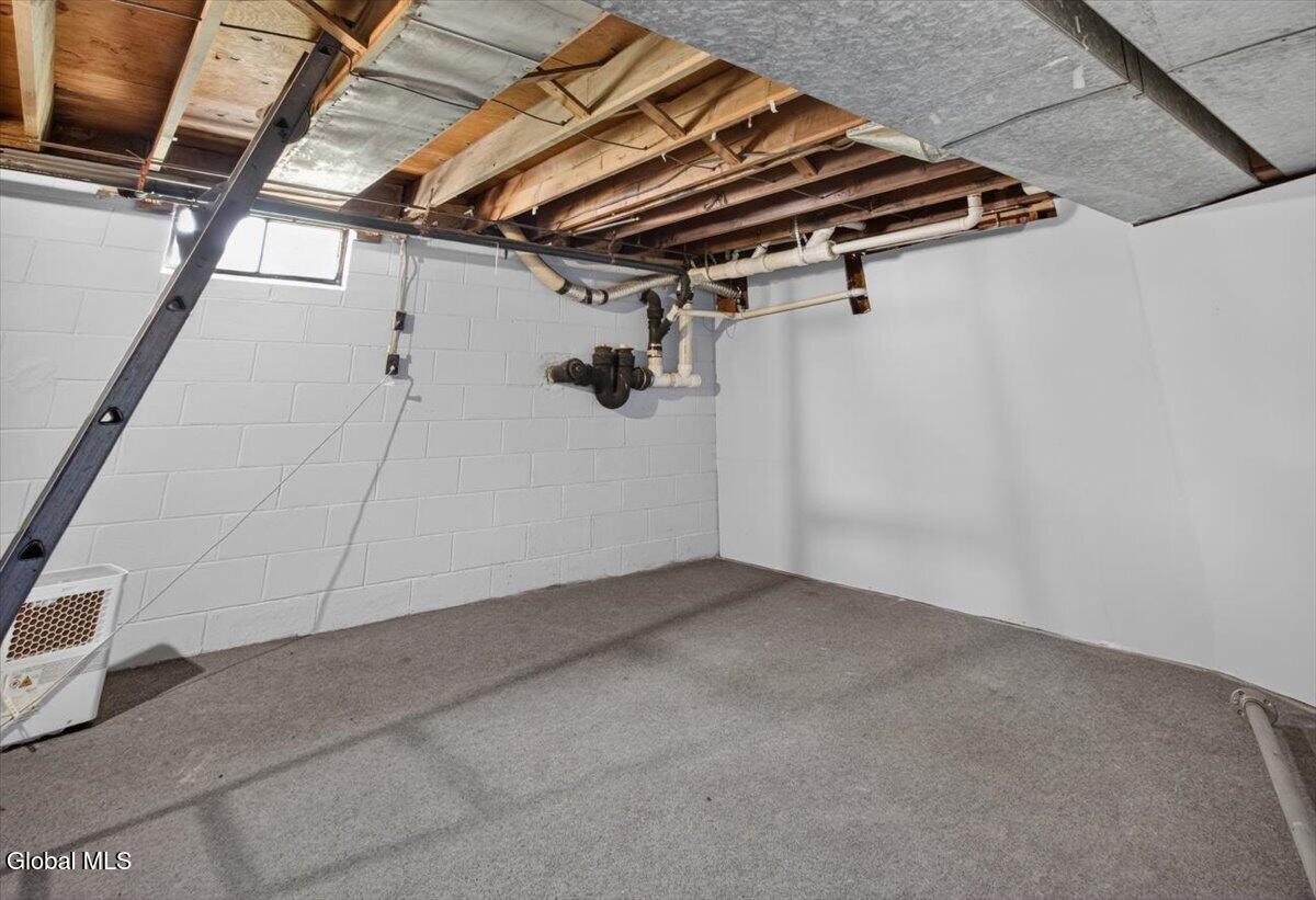 8 Alta Road Albany NY 12205