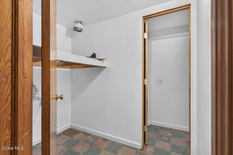 8 Alta Road Albany NY 12205