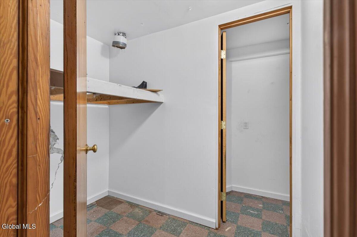 8 Alta Road Albany NY 12205