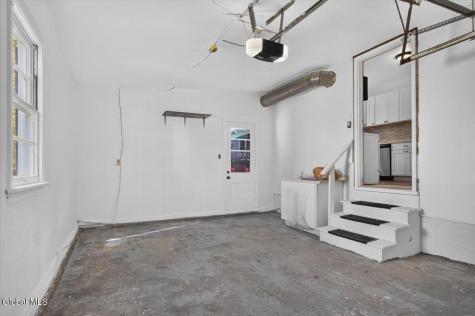 8 Alta Road Albany NY 12205