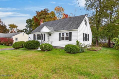 8 Alta Road Albany NY 12205