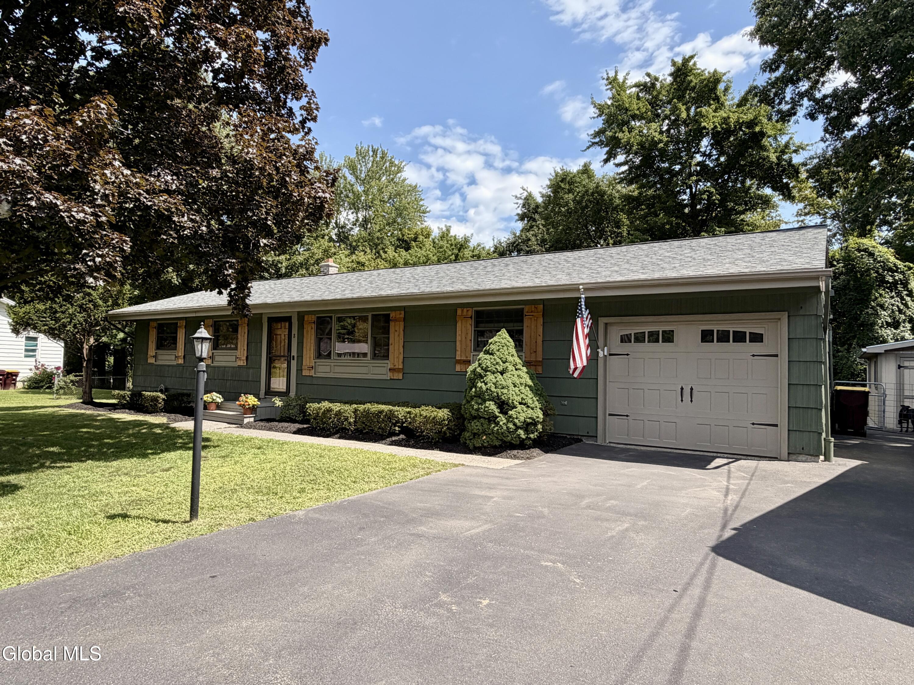 8 Birchwood Drive Clifton Park NY 12065