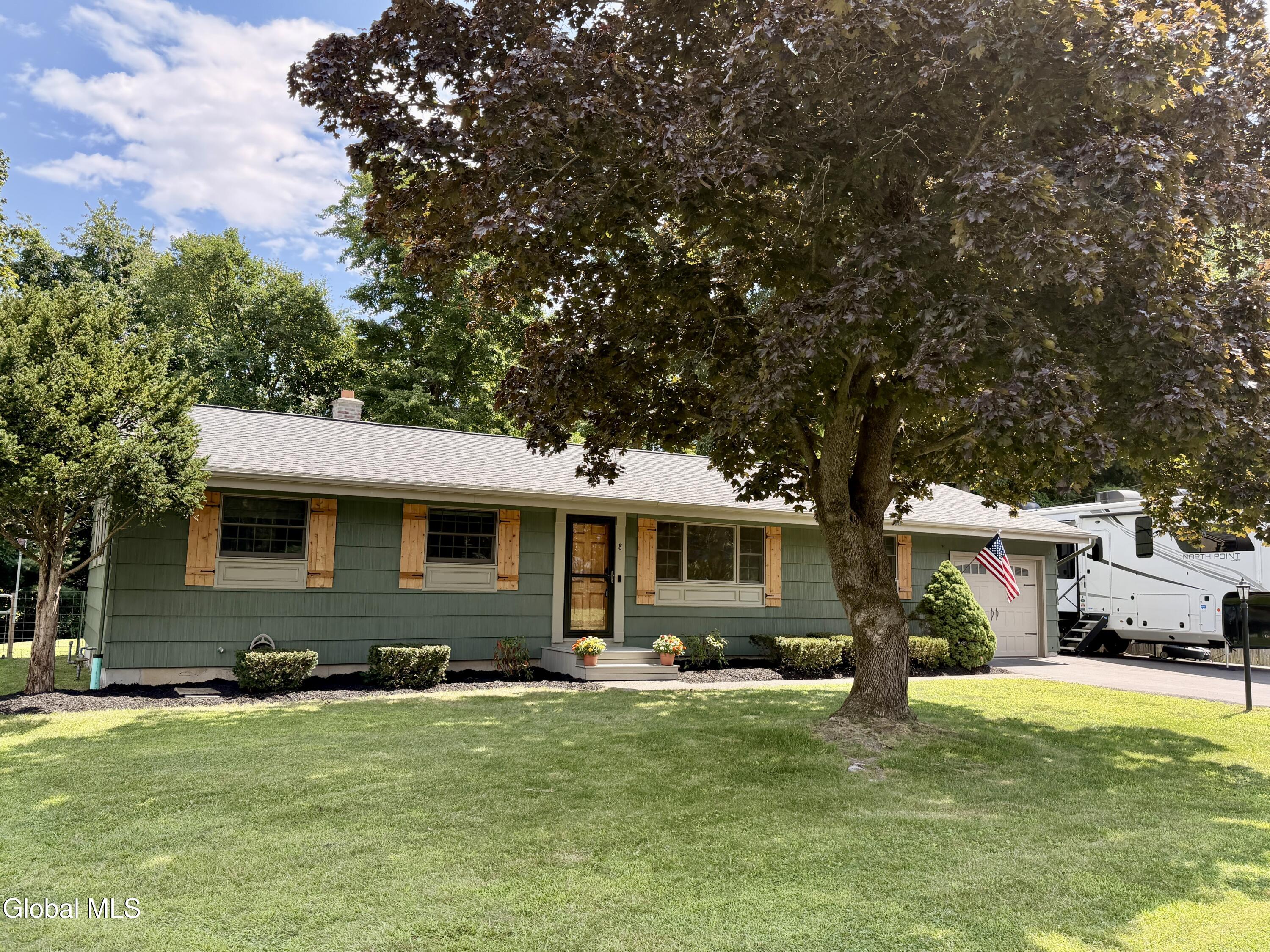 8 Birchwood Drive Clifton Park NY 12065