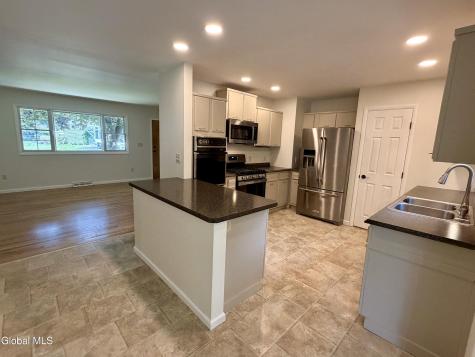 8 Birchwood Drive Clifton Park NY 12065