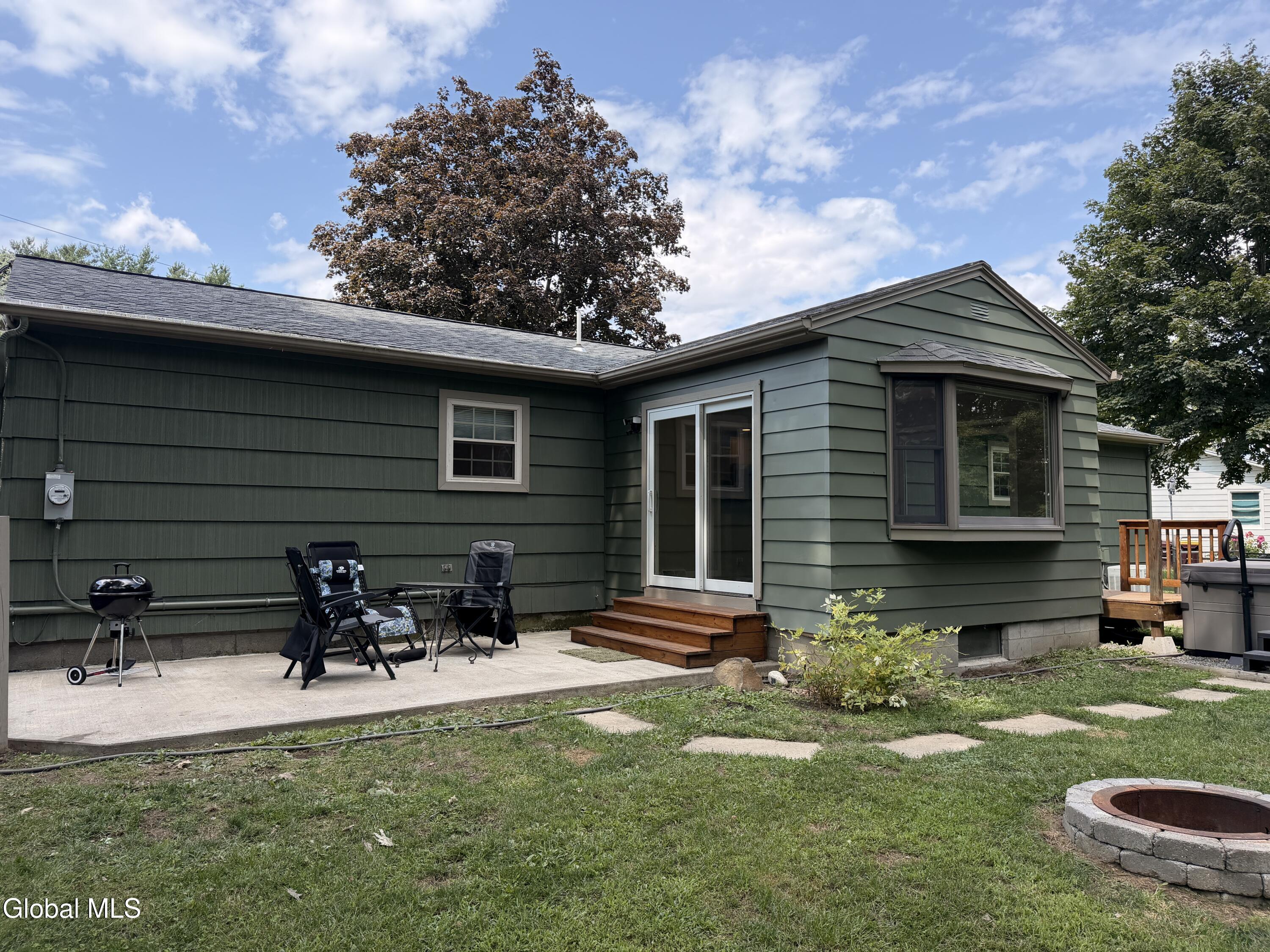 8 Birchwood Drive Clifton Park NY 12065