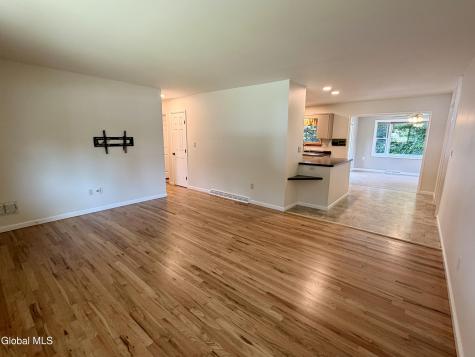 8 Birchwood Drive Clifton Park NY 12065