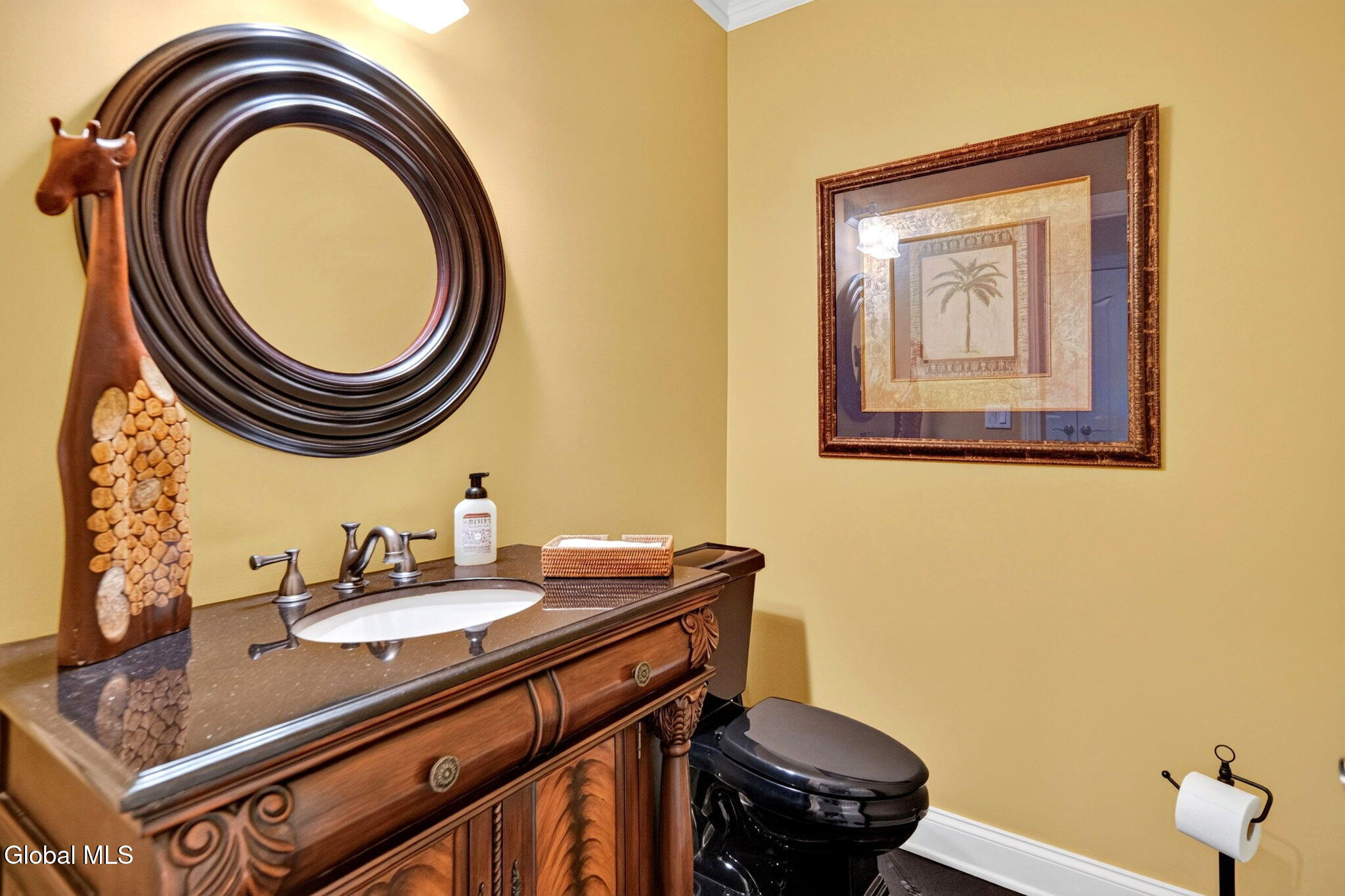 14 Avalon Way Altamont NY 12009