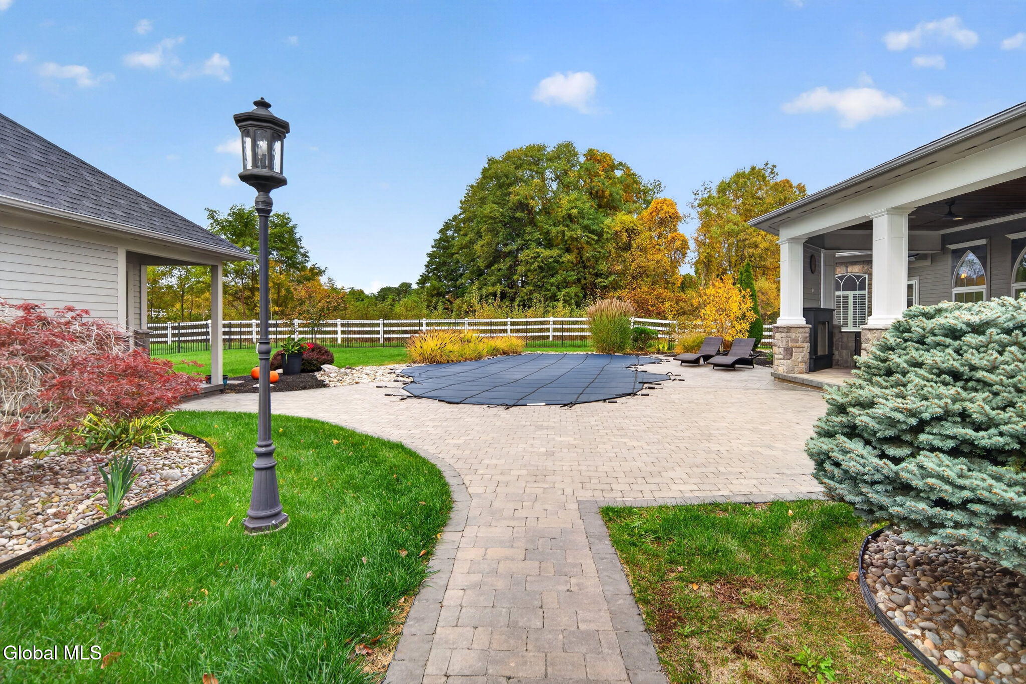 14 Avalon Way Altamont NY 12009