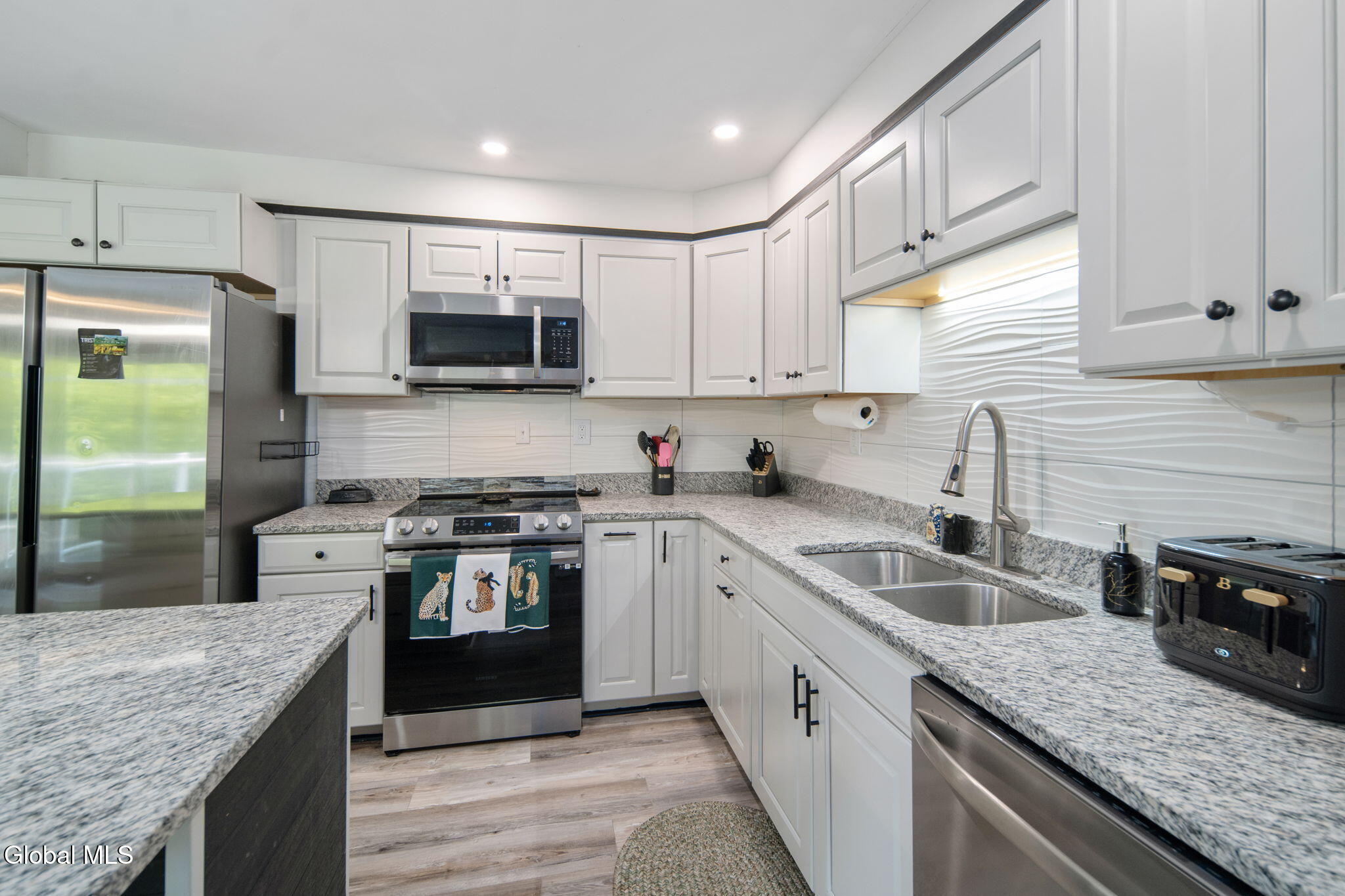 10 Ten Broeck Street Stillwater NY 12170