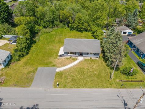 10 Ten Broeck Street Stillwater NY 12170