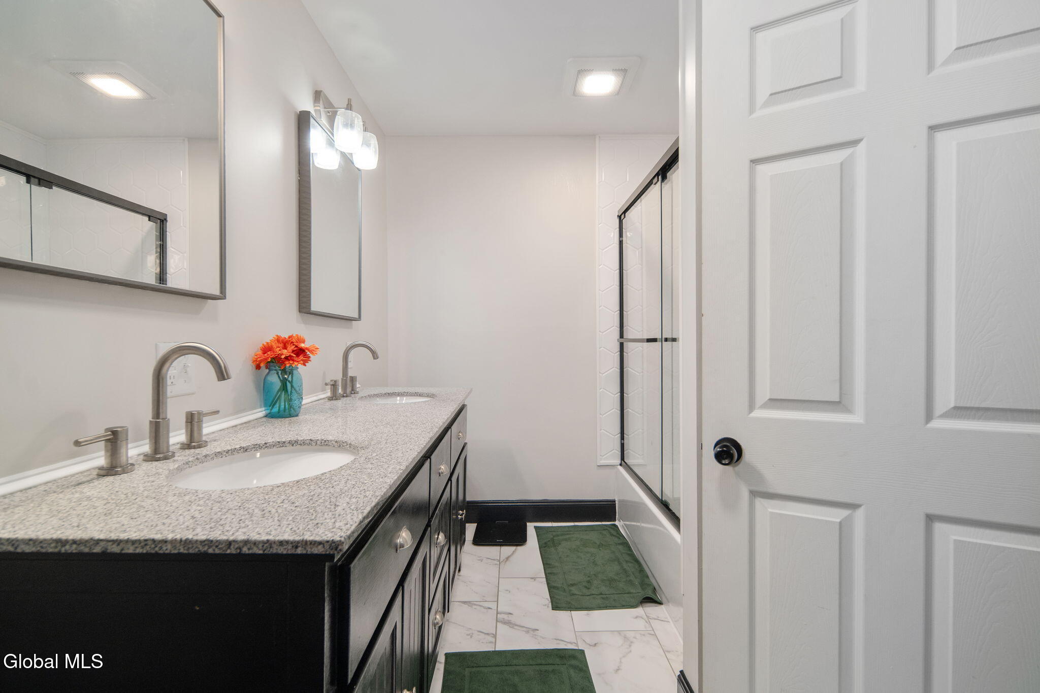10 Ten Broeck Street Stillwater NY 12170