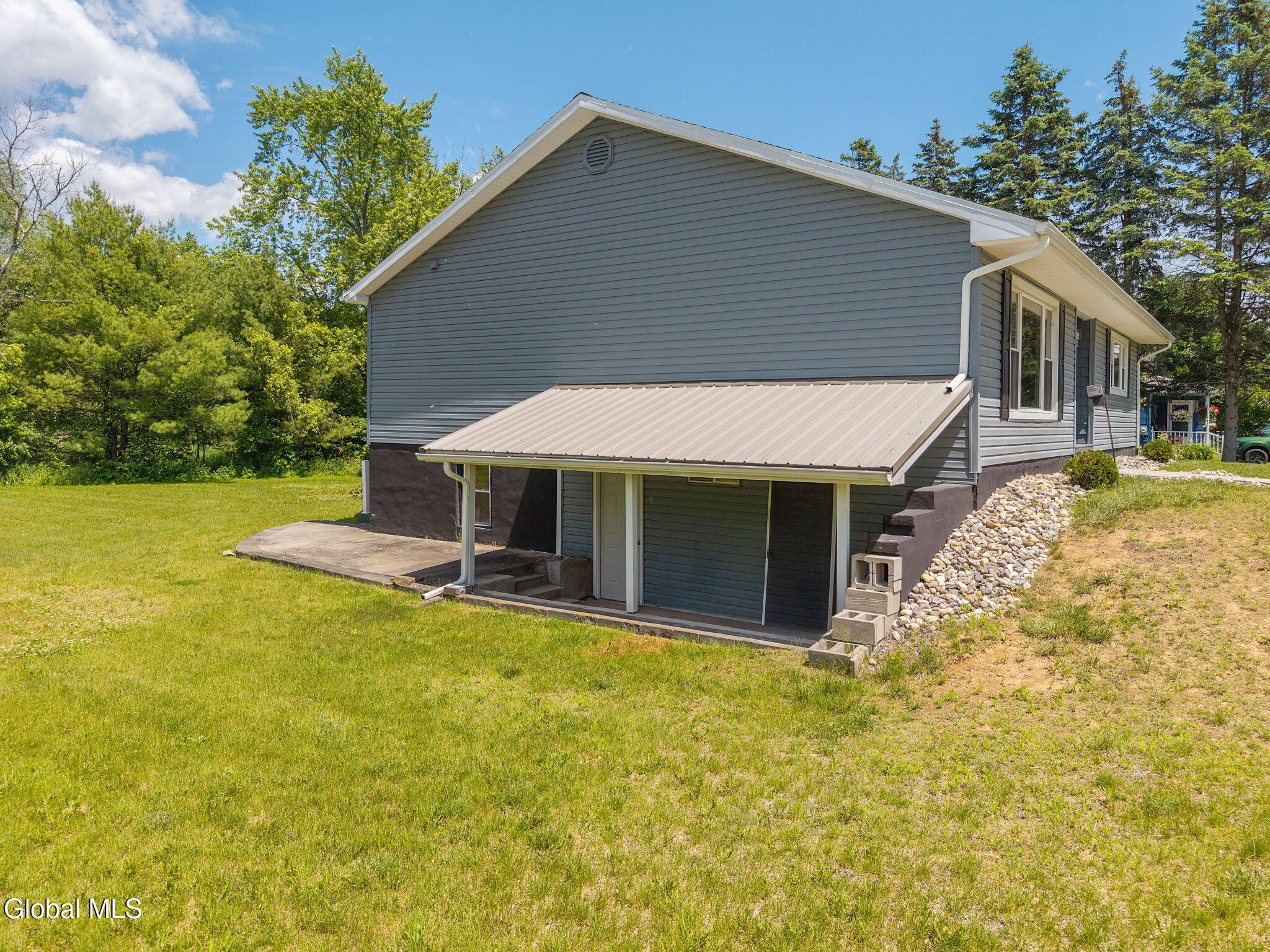 10 Ten Broeck Street Stillwater NY 12170
