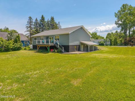 10 Ten Broeck Street Stillwater NY 12170