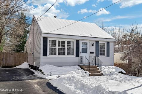 2 Warmington Street Albany NY 12205