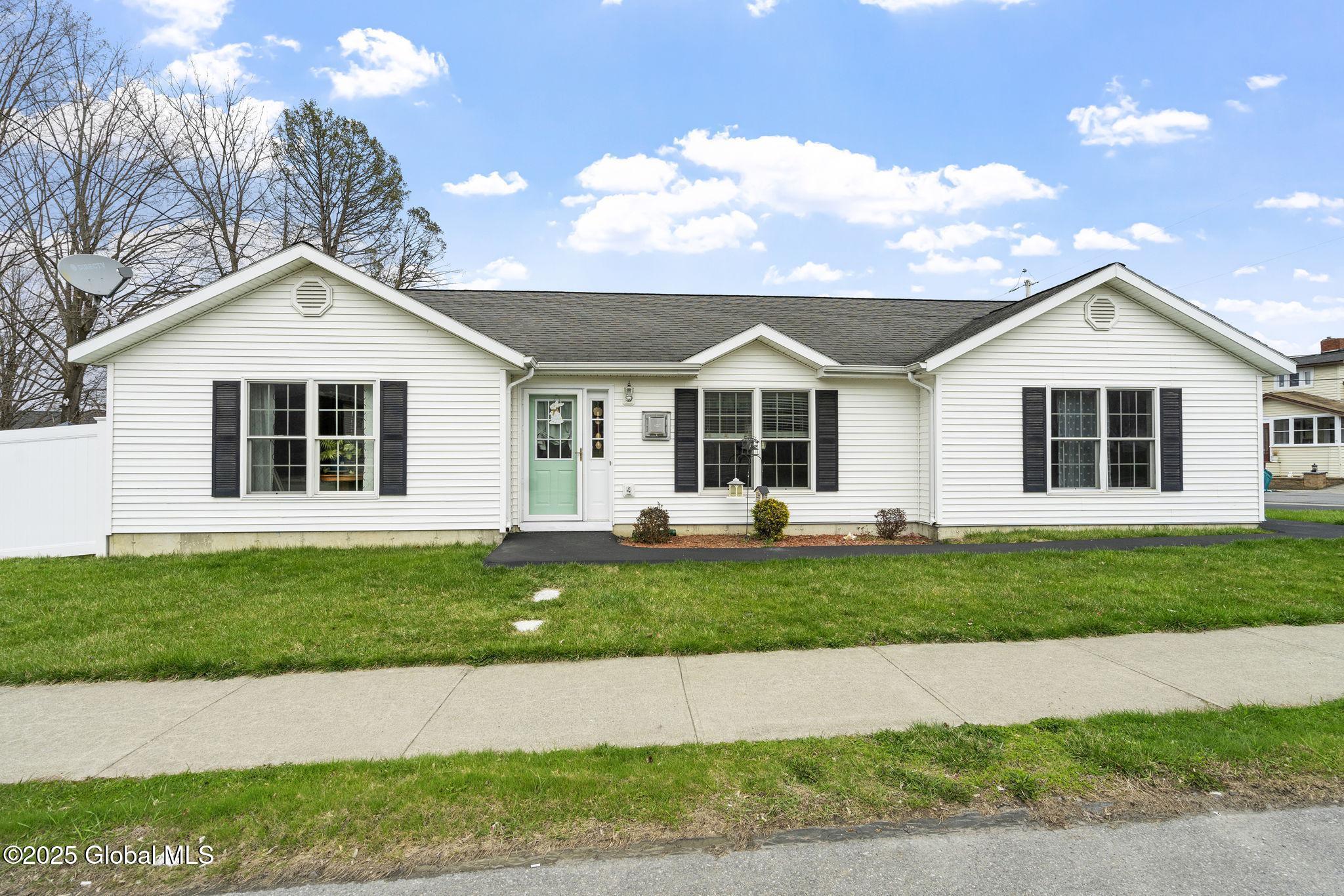 4 Bennington Avenue Mechanicville NY 12118