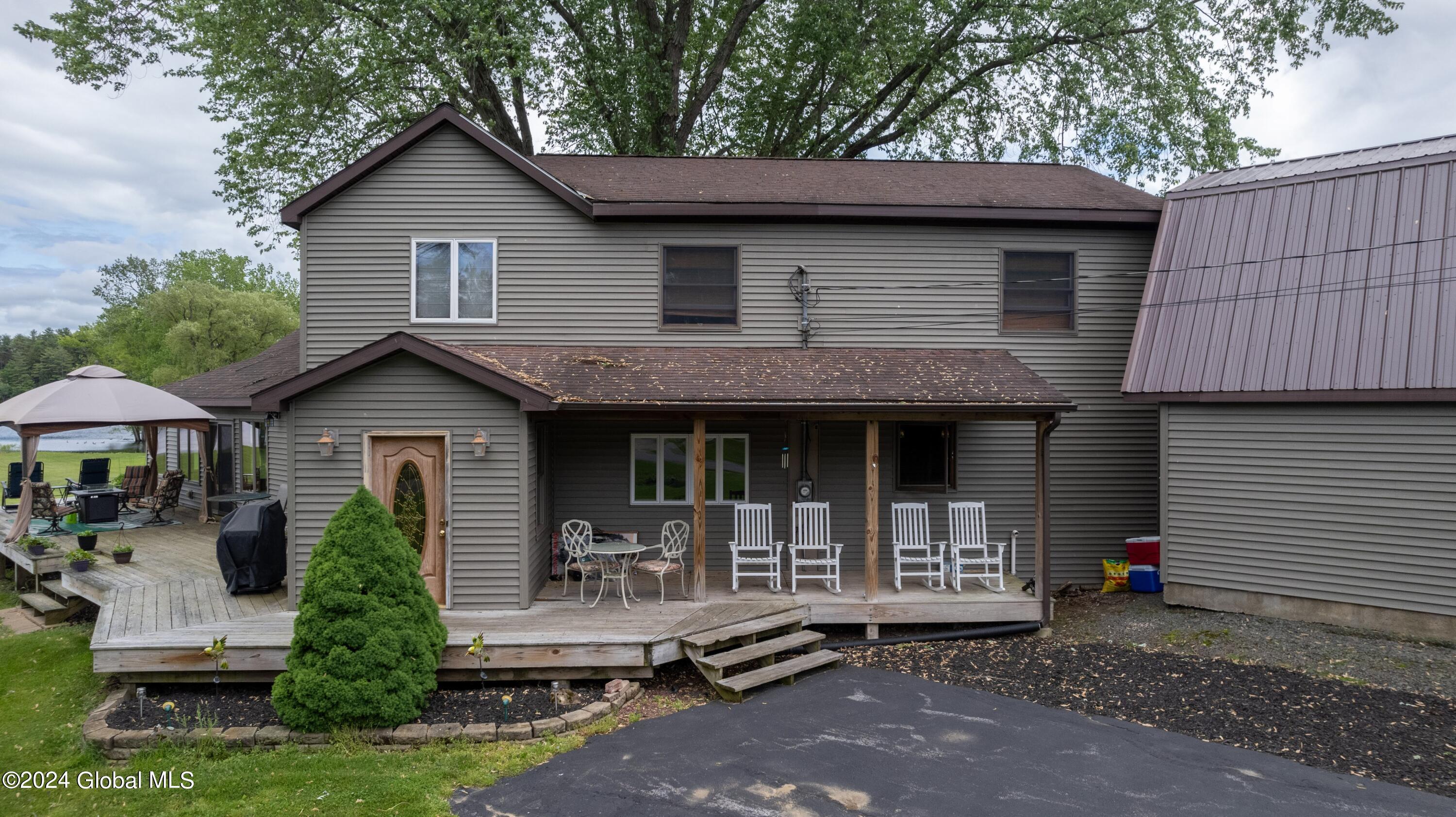 209 Priddle Point Road Gloversville NY 12078