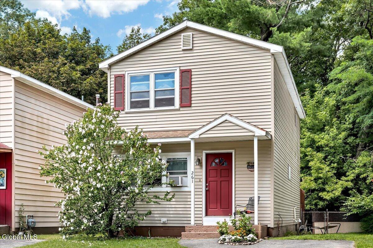261 Donald Avenue Schenectady NY 12304