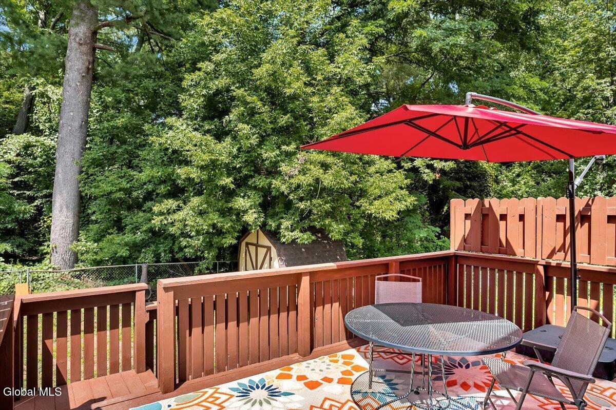 261 Donald Avenue Schenectady NY 12304