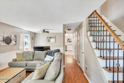 261 Donald Avenue Schenectady NY 12304