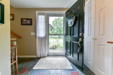 6 Gretel Terrace Ballston Lake NY 12065