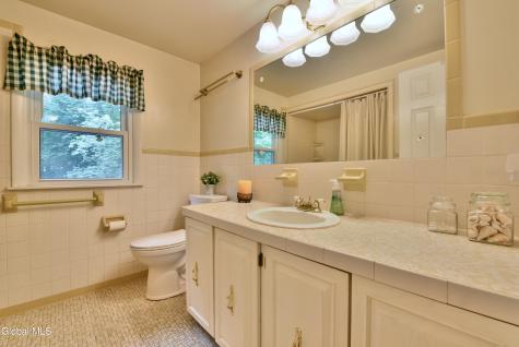 6 Gretel Terrace Ballston Lake NY 12065
