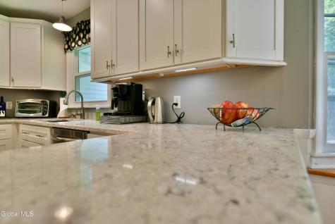 6 Gretel Terrace Ballston Lake NY 12065
