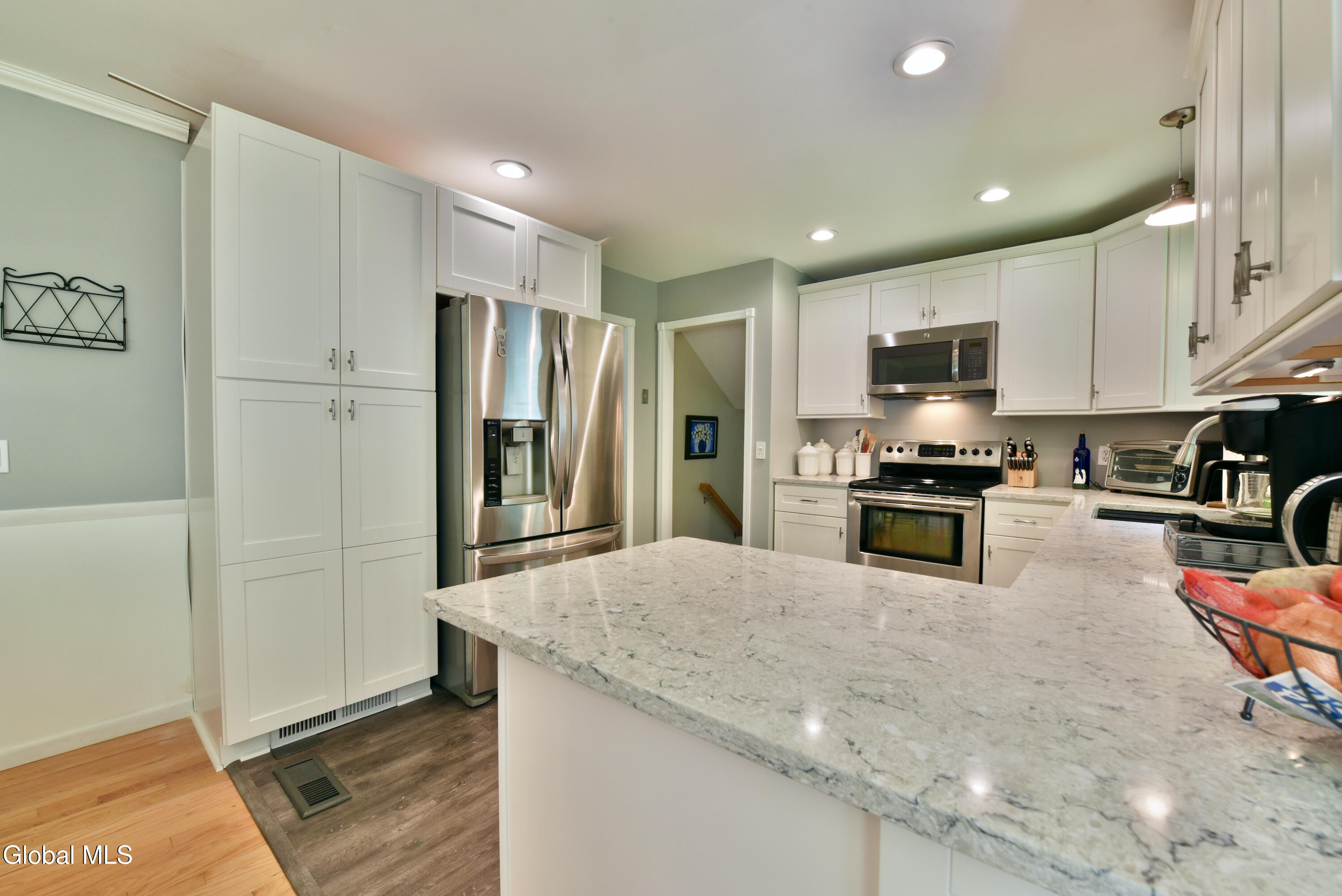 6 Gretel Terrace Ballston Lake NY 12065