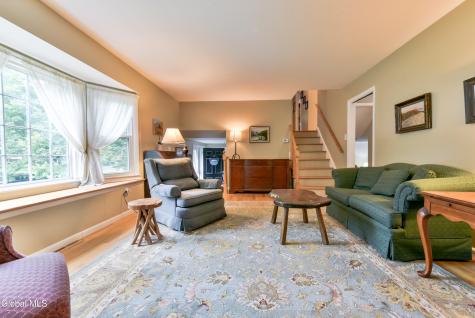 6 Gretel Terrace Ballston Lake NY 12065