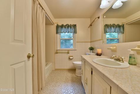 6 Gretel Terrace Ballston Lake NY 12065