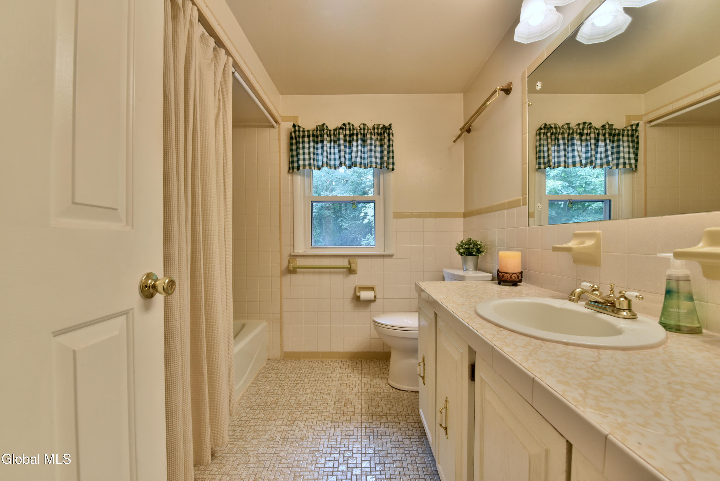 6 Gretel Terrace Ballston Lake NY 12065