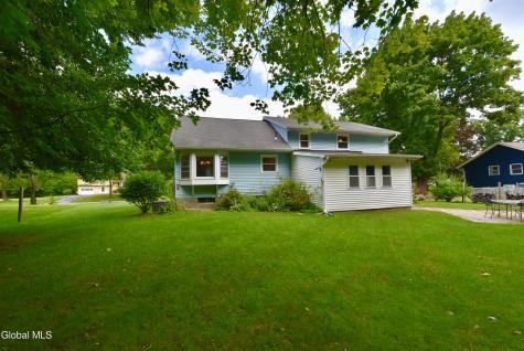 6 Gretel Terrace Ballston Lake NY 12065