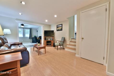 6 Gretel Terrace Ballston Lake NY 12065