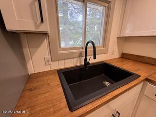 8 Read Drive Lake Luzerne NY 12846