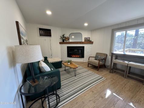 8 Read Drive Lake Luzerne NY 12846