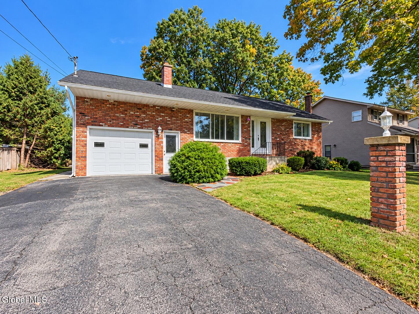 145 Fabian Drive Schenectady NY 12306