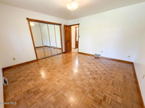 145 Fabian Drive Schenectady NY 12306