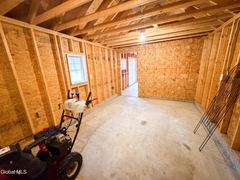 145 Fabian Drive Schenectady NY 12306